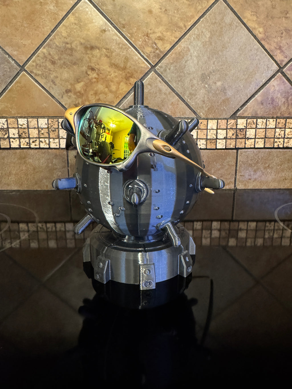 Sea Mine “Detonator” Sunglasses Holder / Display Stand For Oakley, Ray Ban, Costa, X Metal