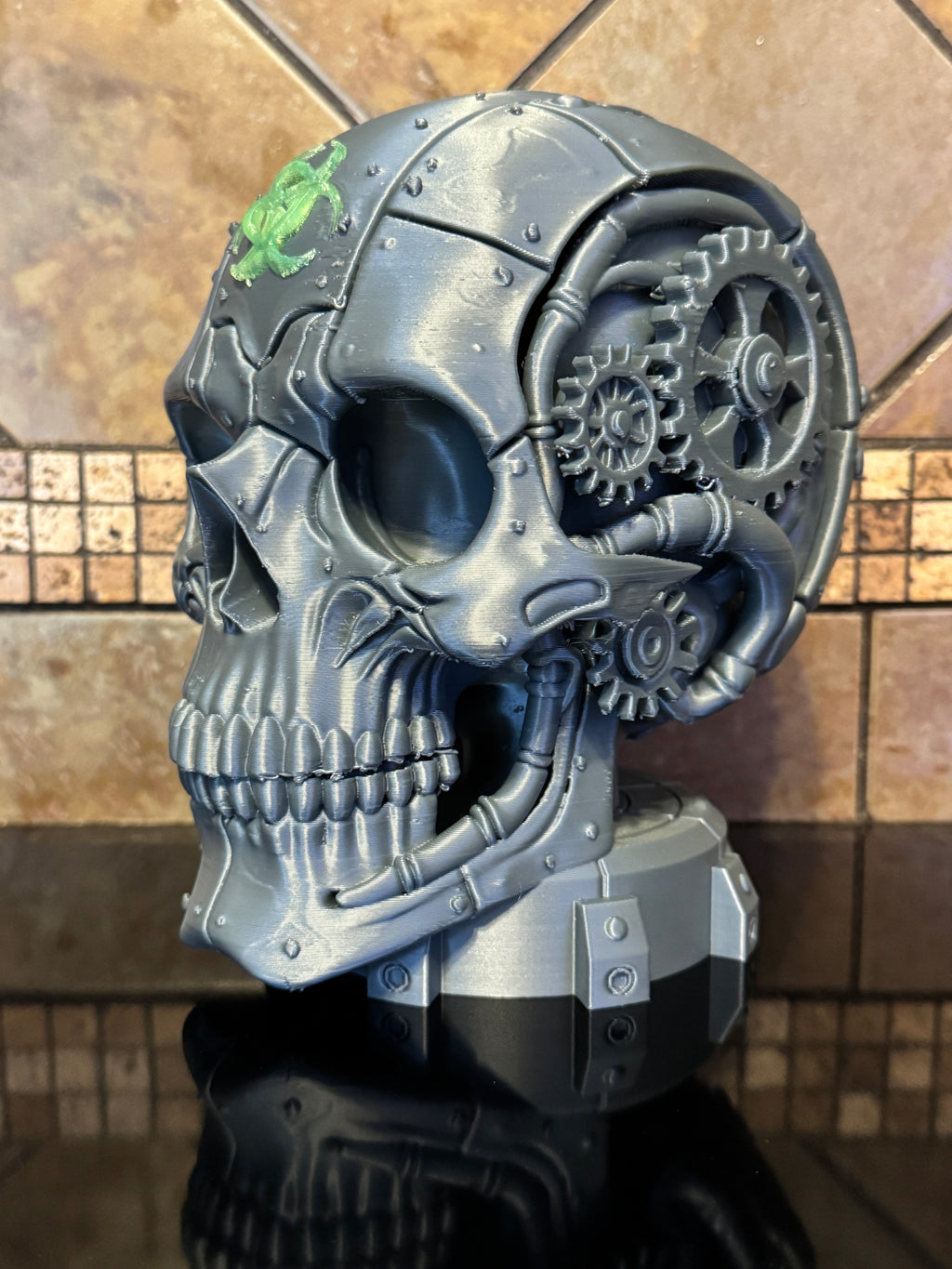 GearSkull UV Sunglasses Holder Display Stand For Oakley, Ray Ban, Costa, X Metal